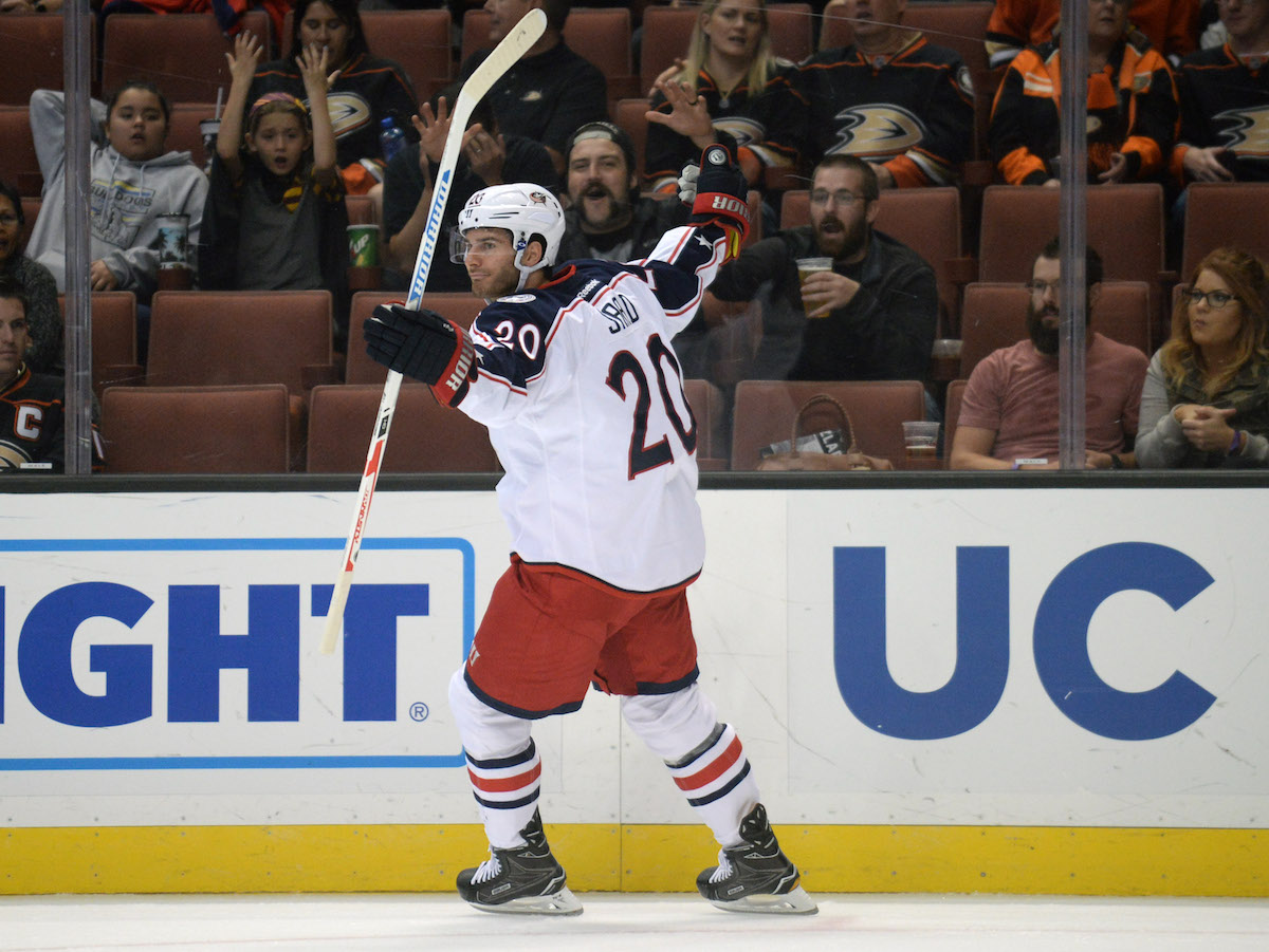 Brandon saad jersey blue sales jackets