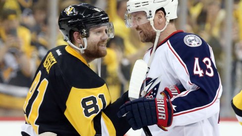 Scott Hartnell and Phil Kessel share pleasantries after Game 5.