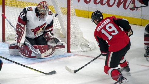 Senators Derick Brassard tries to put the puck past Coyotes Antti Raanta 