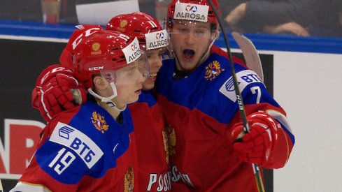 Vitaly Abramov celebrates with his Russian teammates at the World Juniors