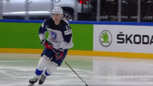 Alexandre Texier moves through the Austrian defense to score a goal