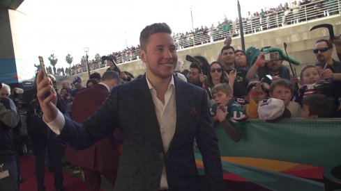 Cam Atkinson takes selfies at the 2019 NHL All-Star Game