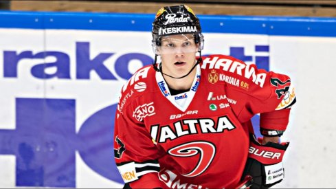 Joakim Kemell playing for JYP in Liiga