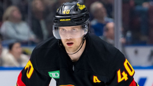 Pierre LeBrun said Thursday that there have been "very recent" talks between the Columbus Blue Jackets and Vancouver Canucks on Elias Pettersson.
