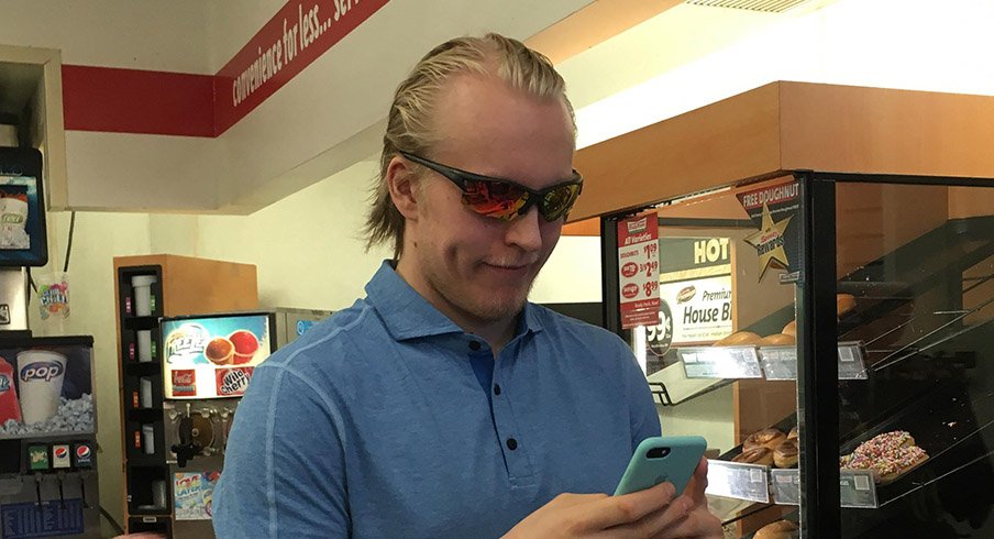 Patrik Laine shopping for sunglasses