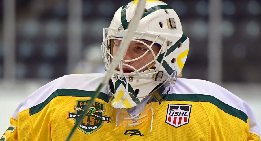 Matiss Kivlenieks playing for the Sioux City Musketeers