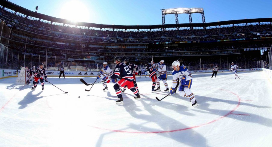 nhl hockey outdoor classic