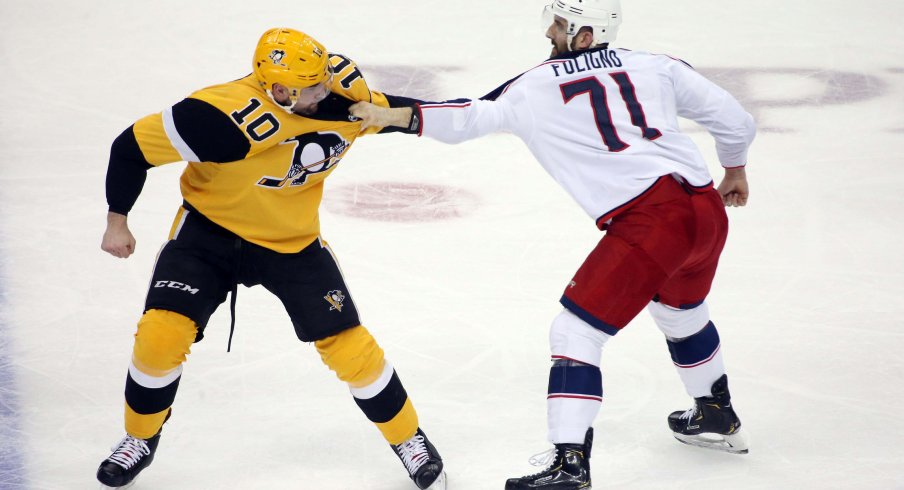 Nick Foligno and Garrett Wilson fight