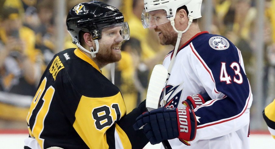 Phil Kessel and Scott Hartnell meet in the handshake line after game five of the first round of the 2017 Stanley Cup Playoffs