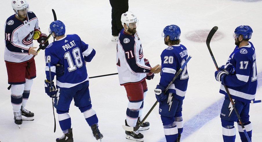 The Blue Jackets and Lightning shake hands