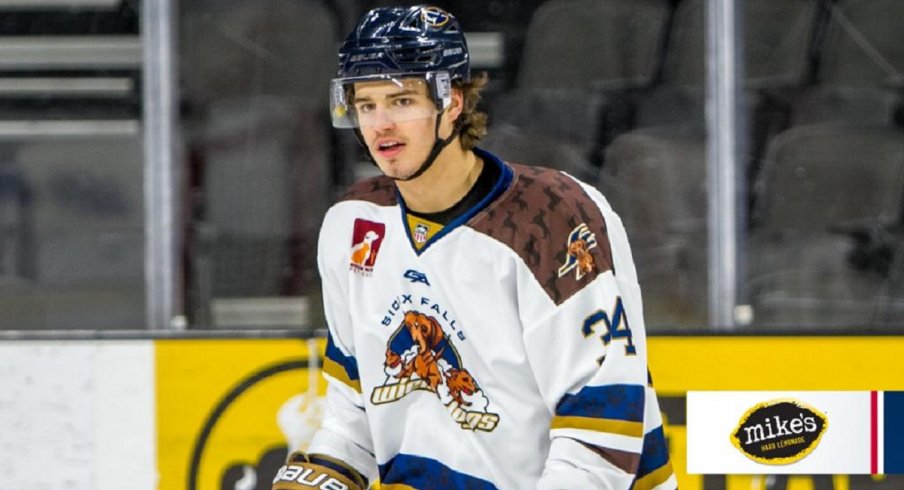 Cole Sillinger skates for the Sioux Falls Stampede