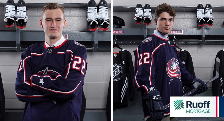 David Jiricek and Denton Mateychuk pose after being drafted 