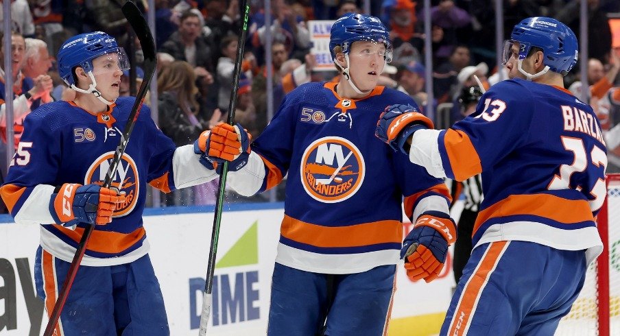 Mat Barzal Back for Isles Just in Time