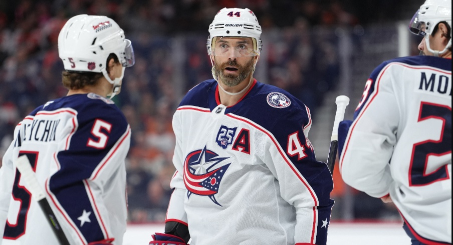 Don Waddell announced at Thursday's press conference that the Columbus Blue Jackets are bringing back free agent Erik Gudbranson.